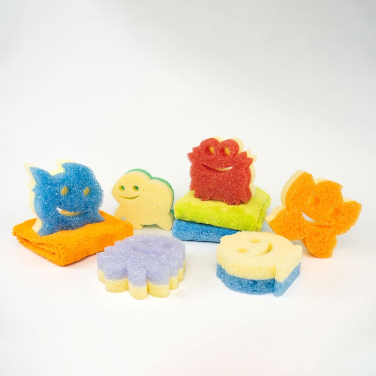 Scrub Mommy Summer Shapes Sponge Bundle and Microfiber Towels (SM8R)