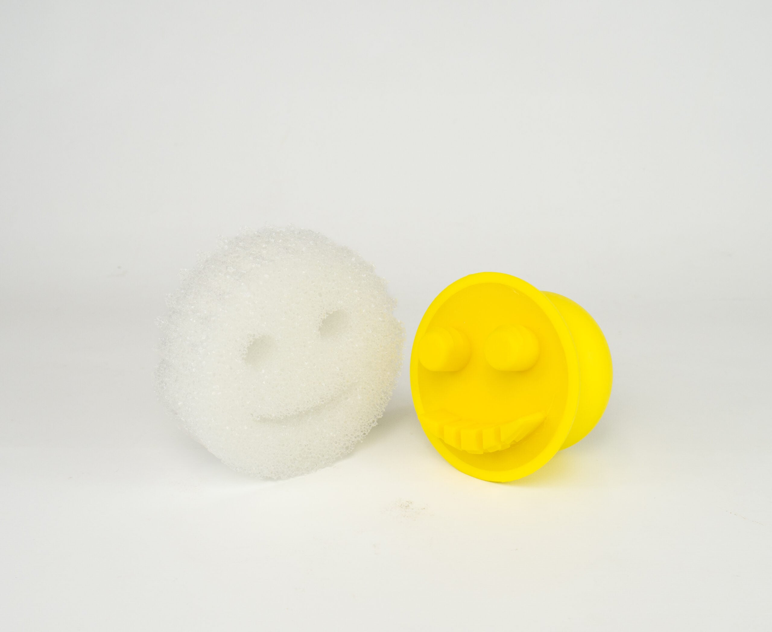 Scrub Hub Ergonomic Handle with Scrub Daddy (MC0T)
